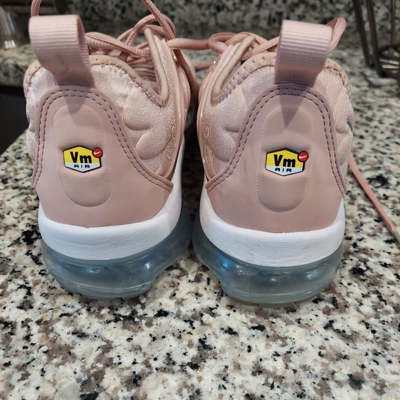 Nike Vapor Max Plus - Picture 3 of 5